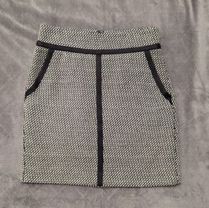 Ann Taylor LOFT Tweed Skirt, size 00